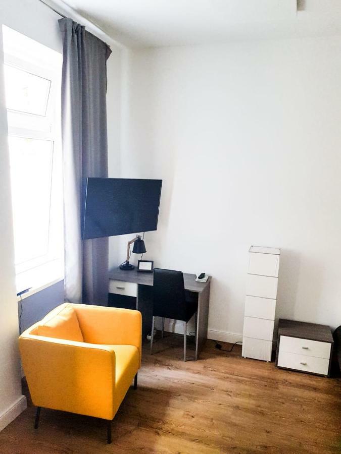 Sonniges Studio Heinzelmanngasse Apartment Vienna Luaran gambar